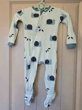 12-18 Months - 100% Cotton Snails Footed Sleeper - Zippyjamz